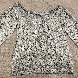 Lucky Brand Blue & White Off-Shoulder Blouse with a flower & star pattern